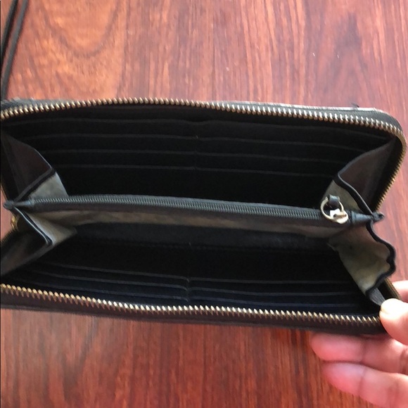 Wallet - Picture 2 of 2
